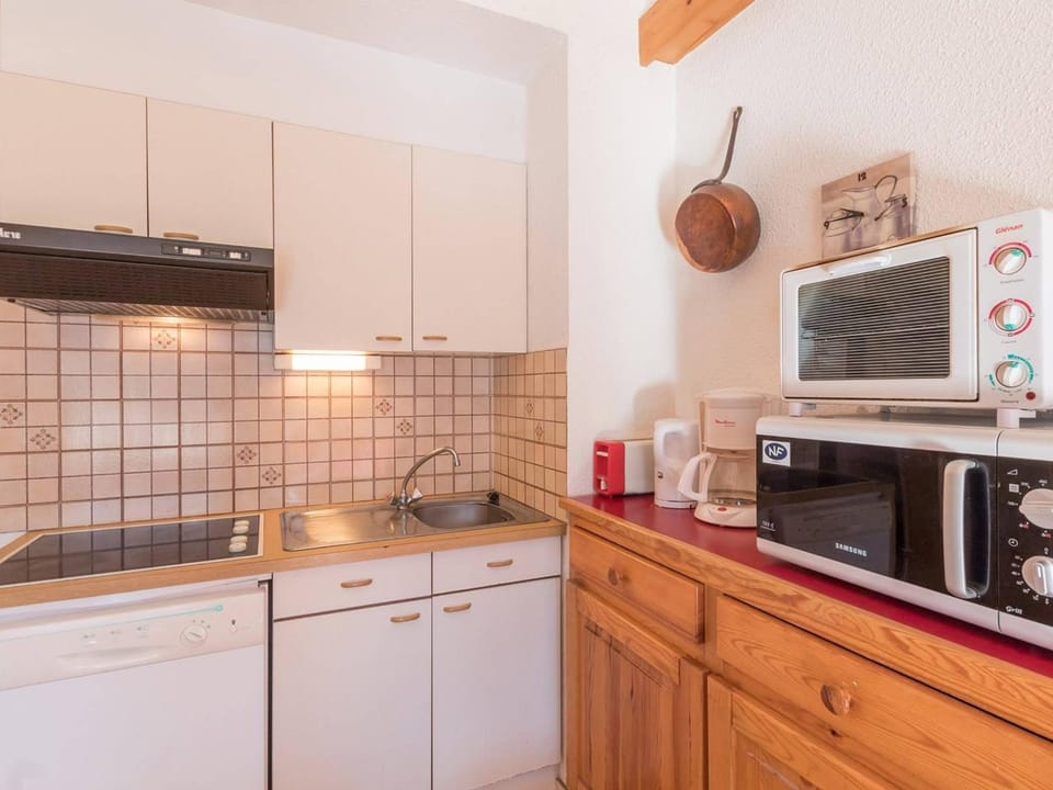 Duplex 3 pièces avec parking à Briançon - 6 pers, wifi, animaux admis - FR-1-330C-15 Apartment in Briançon