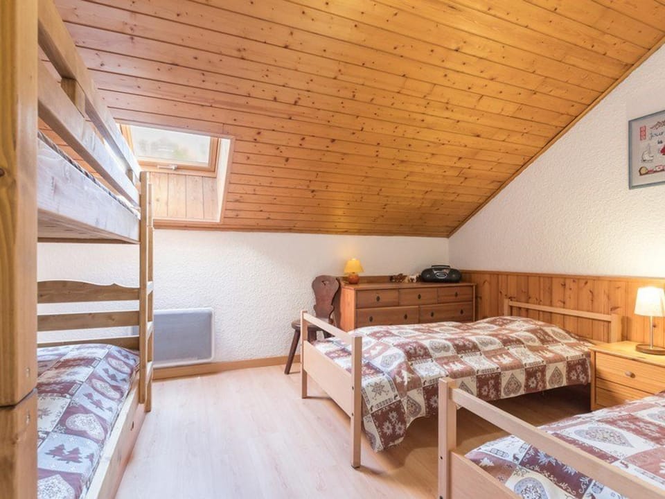 Triplex chaleureux 6 pax avec wifi et parking, Chantemerle, Serre-Chevalier - FR-1-330E-17 Apartment in Saint-Chaffrey