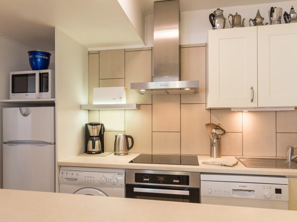 Grand T3: 8 pers, balcon, jardin, parking, près pistes - FR-1-330F-20 Apartment in Saint-Chaffrey