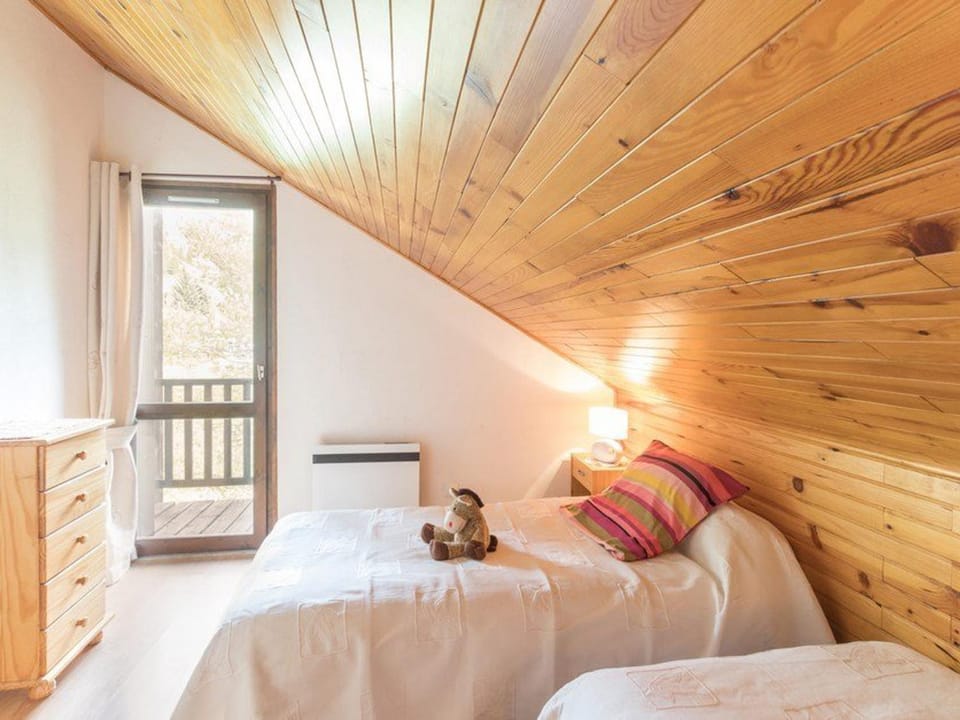 Charmant T3 6 pers avec parking, proche pistes et centre - FR-1-330F-27 Apartment in La Salle-les-Alpes