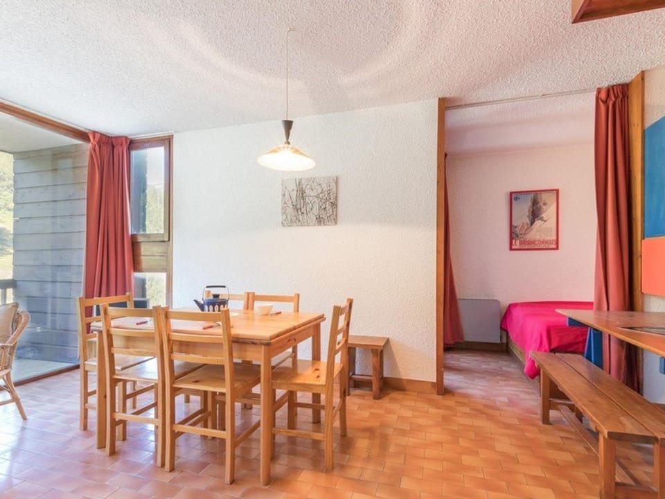 Appartement familial à Serre-Chevalier : balcon, wifi, parking, à proximité des pistes - FR-1-330E-32 Apartment in Saint-Chaffrey