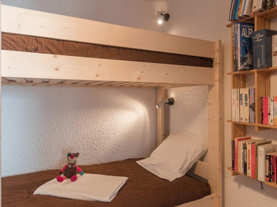 Appartement 6 Pers. avec Balcon, Proche Navette et Parking Gratuit à Serre-Chevalier - FR-1-330E-92 Apartment in Saint-Chaffrey