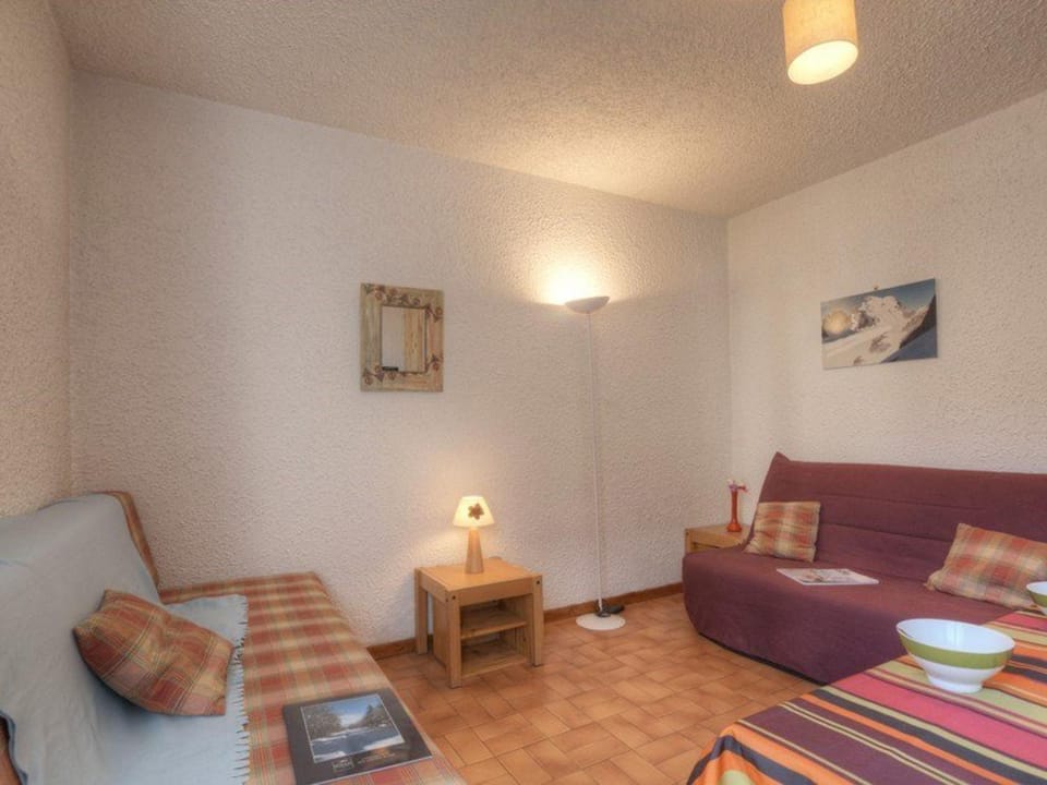 Charmant studio à Chantemerle, Serre-Chevalier pour 2 pers, parking et casier à ski inclus - FR-1-330E-67 Apartment in Saint-Chaffrey