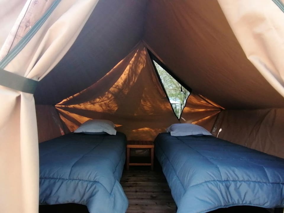 Camping L'oasis Du Berry Campground/ 
RV Resort in Centre-Val de Loire