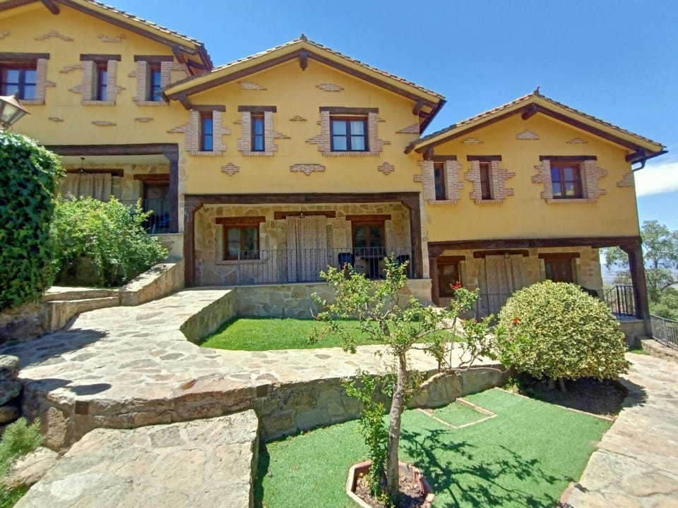 Property building, Garden, Garden view