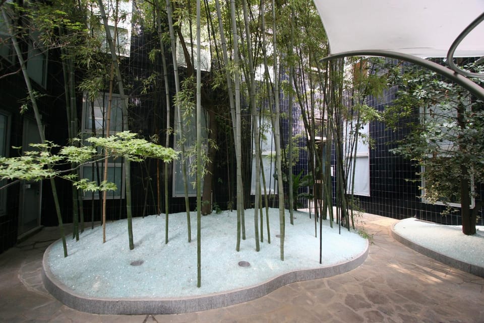 Garden, Decorative detail