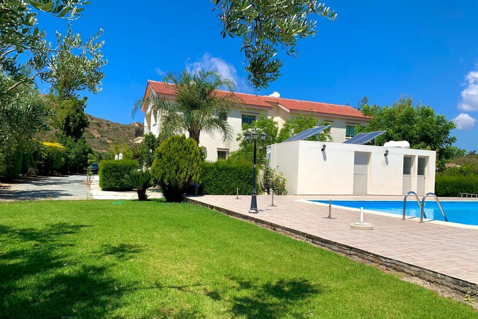 Garden, Swimming pool