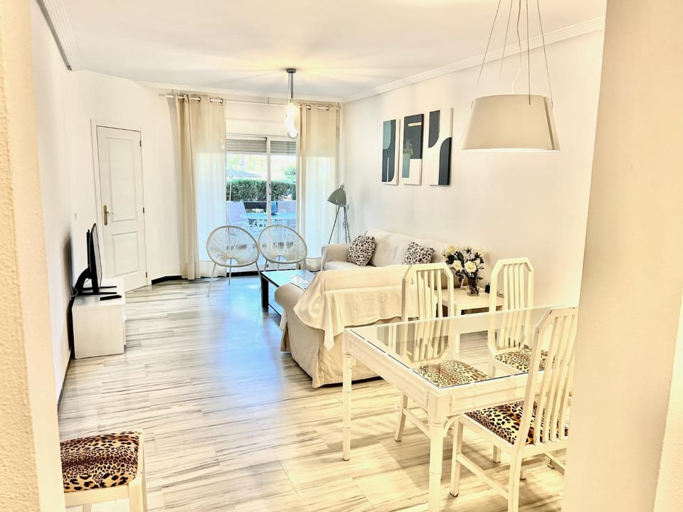Puerto Banus with private garden Apartment in Marbella