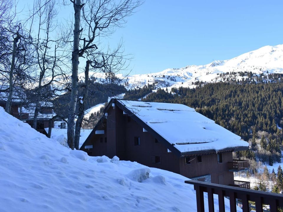 Studio confortable pour 4 pers, balcon sud, proche pistes et commerces - Méribel - FR-1-180-26 Apartment in Les Allues