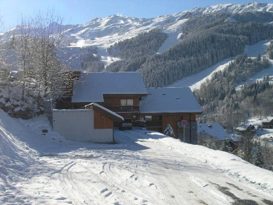 Studio confortable pour 4 pers, balcon sud, proche pistes et commerces - Méribel - FR-1-180-26 Apartment in Les Allues