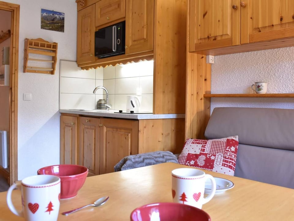 Studio rénové proche télésiège, Méribel, 3 personnes - FR-1-180-34 Apartment in Les Allues