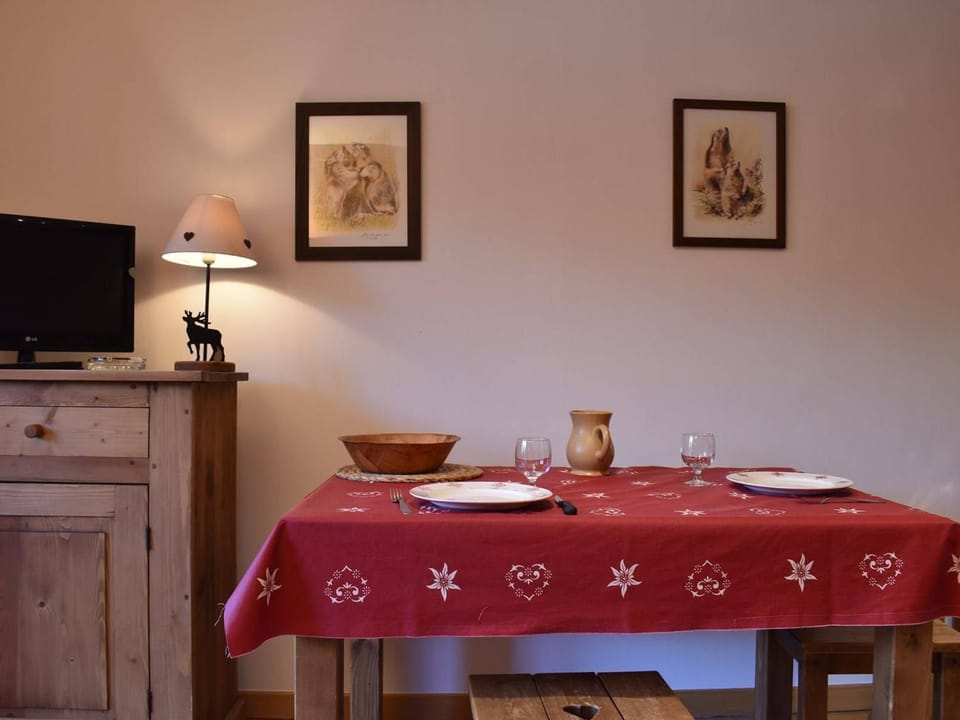 Studio cosy pour 2 personnes à Méribel, proche des pistes et commerces - FR-1-180-42 Apartment in Les Allues