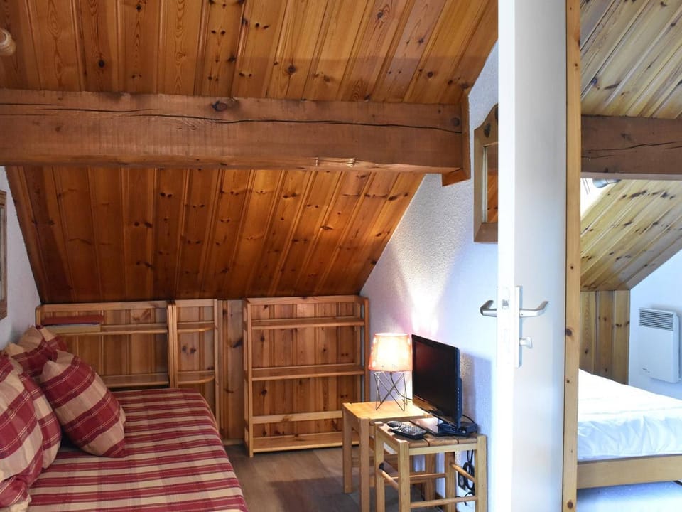 Appartement 2P 4P à Méribel, Animaux Admis - FR-1-180-99 Apartment in Les Allues