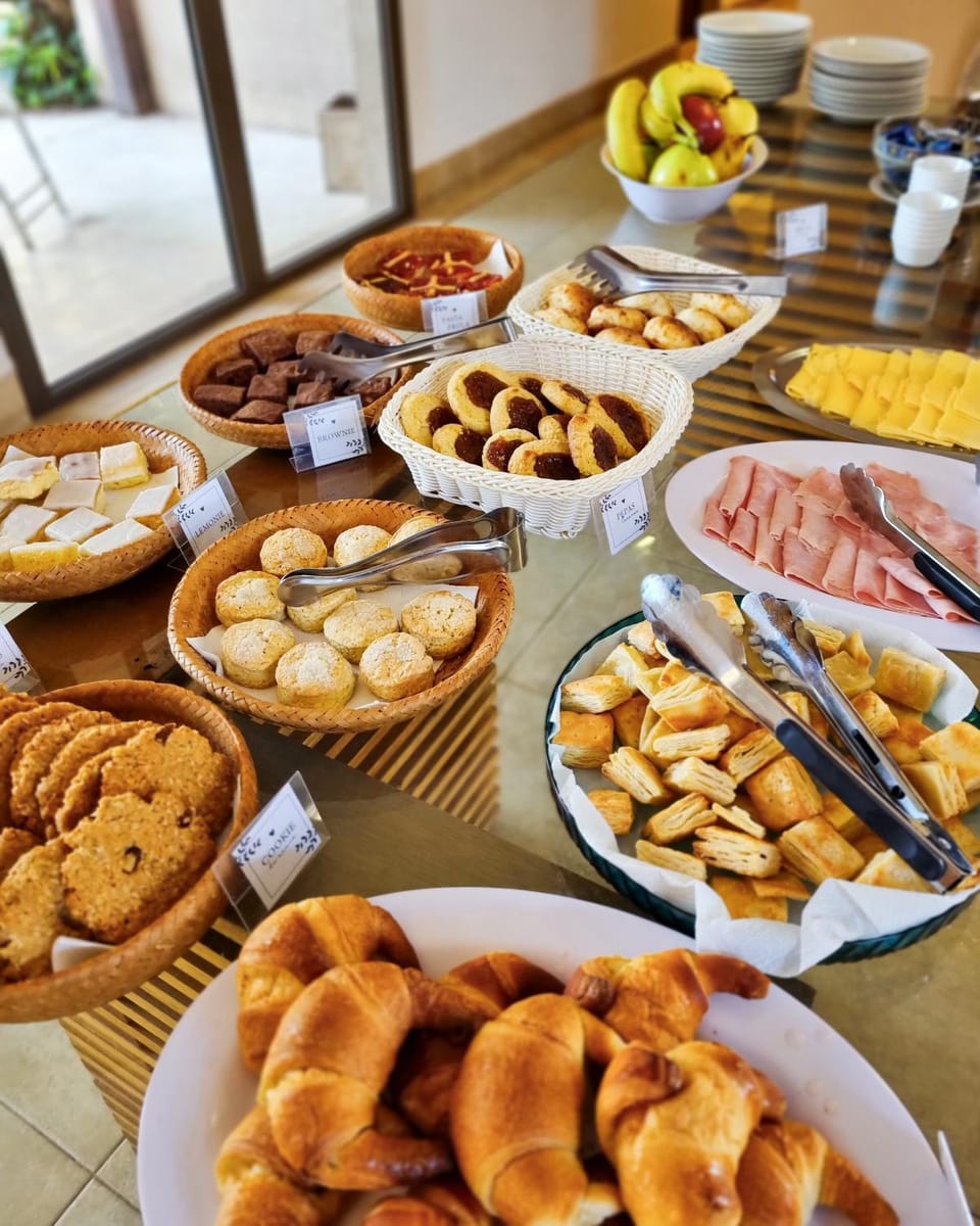 Breakfast, Buffet breakfast