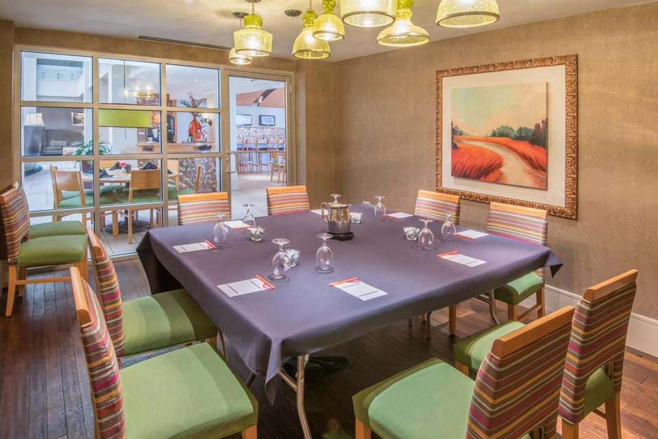 Meeting/conference room