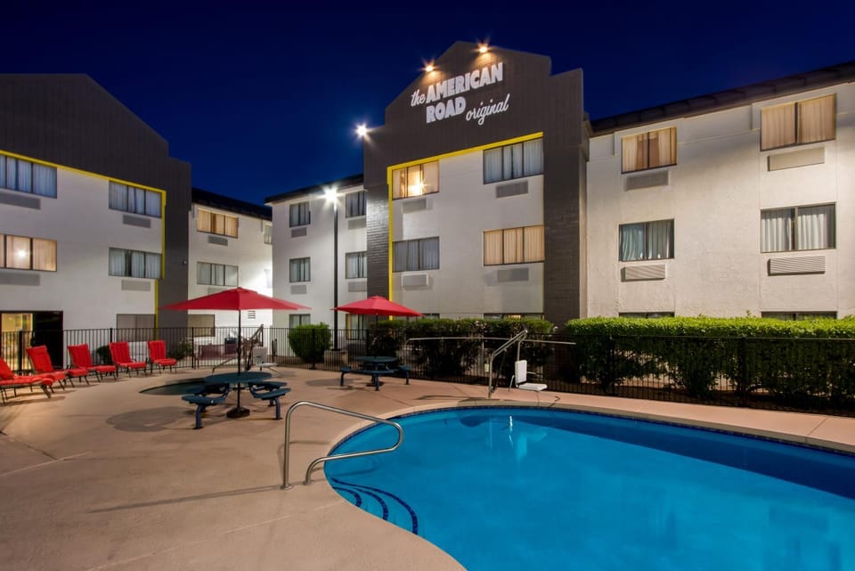 Super 8 by Wyndham Mesa Gilbert Hotel in Mesa