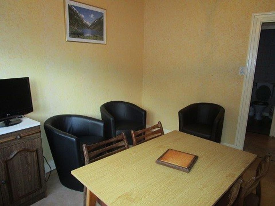 Appartement 2 Pièces, Proche Thermes et Pistes, WiFi Inclus - FR-1-234-118 Apartment in Cauterets