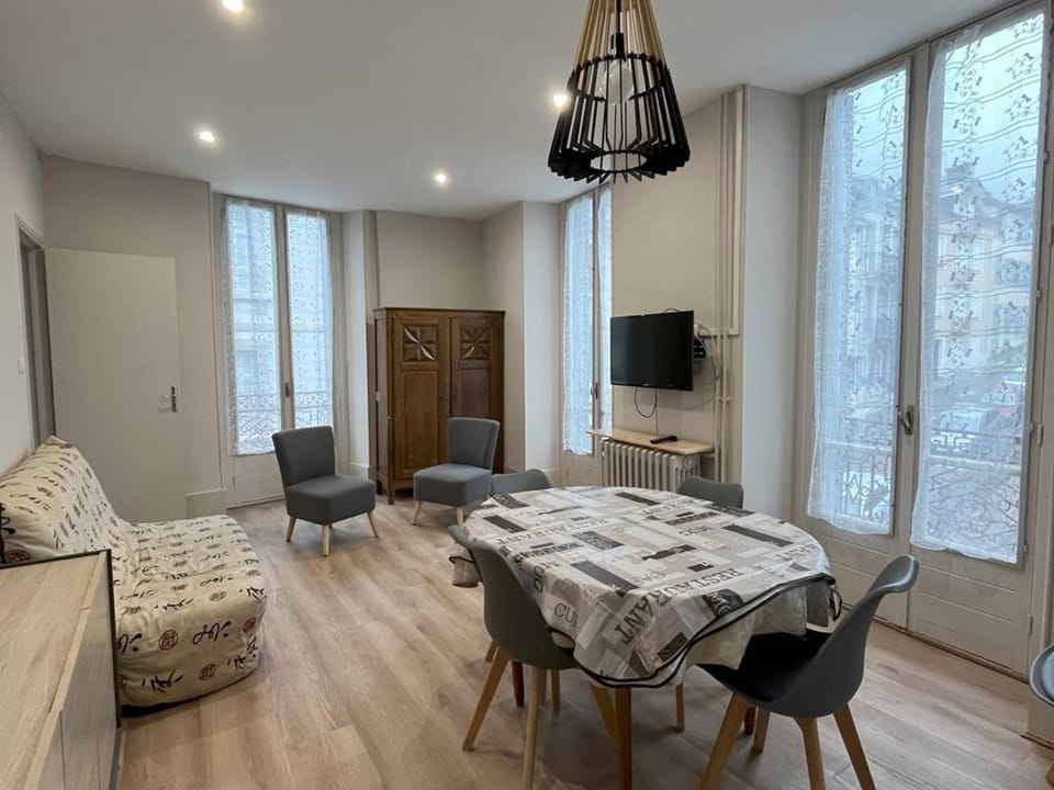 Appartement T2 pour 5 Pers. à Cauterets - FR-1-234-119 Apartment in Cauterets