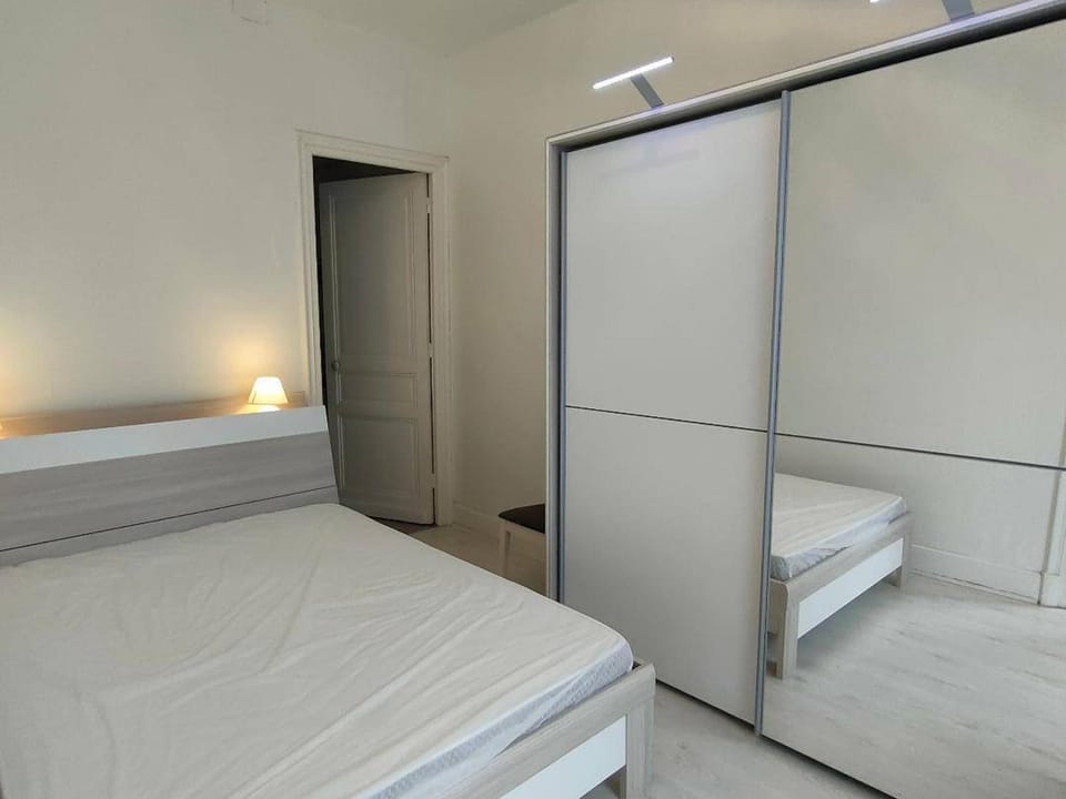 Appartement Moderne Centre Cauterets - Parking Inclus - FR-1-234-153 Apartment in Cauterets