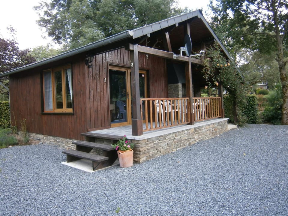 Le Chalet Pré de la Fontaine Chalet in Wallonia, Belgium