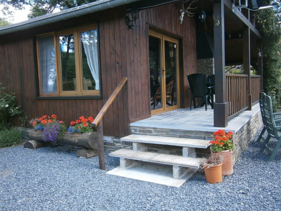 Le Chalet Pré de la Fontaine Chalet in Wallonia, Belgium