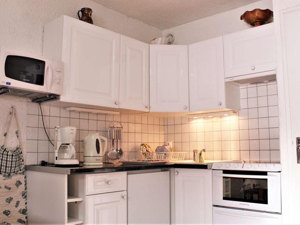 Studio 4 couchages au pied des pistes avec casier à ski, Risoul 1850 - FR-1-330-156 Apartment in Piedmont