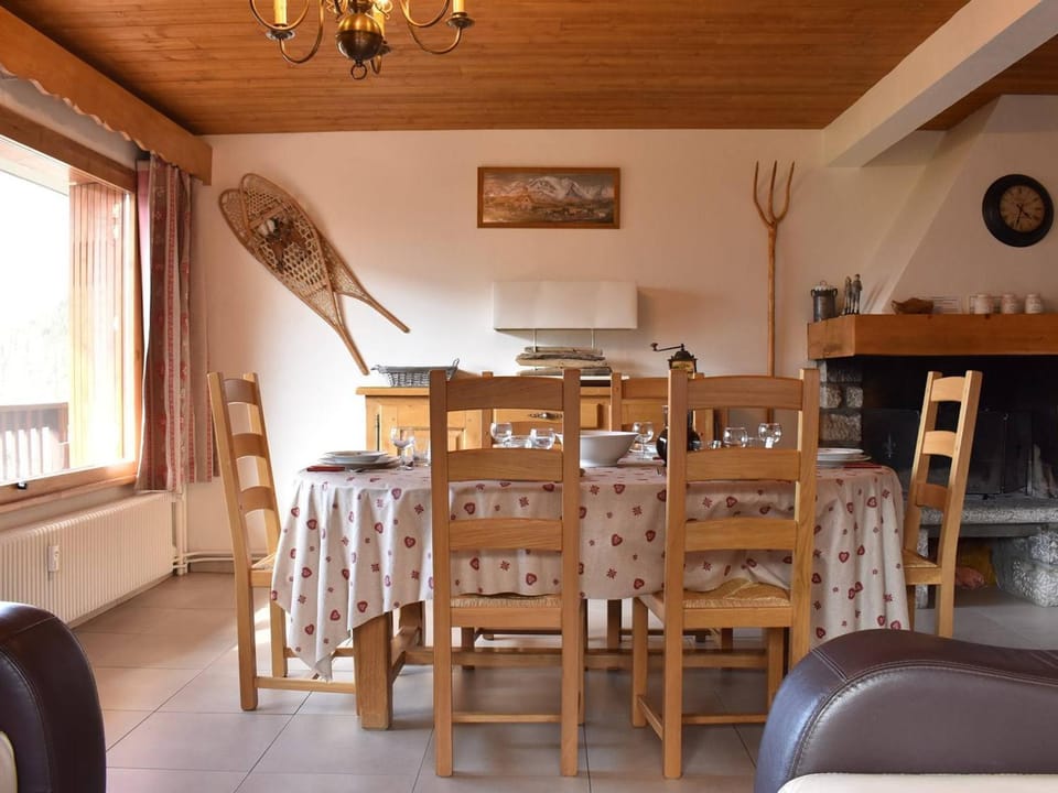 Appartement 3P 6 Pers, Méribel, Ski, Balcon, Parking, Wifi - FR-1-180-346 Apartment in Les Allues