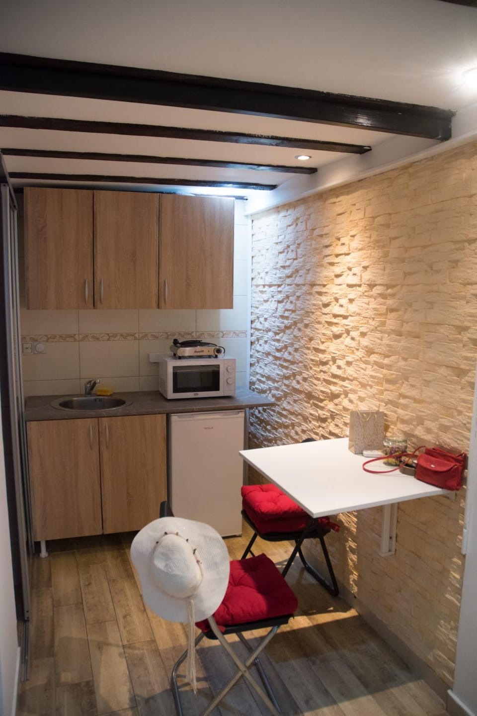 Kitchen or kitchenette, Living room, Dining area
