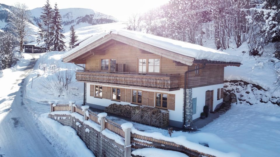 Property building, Winter