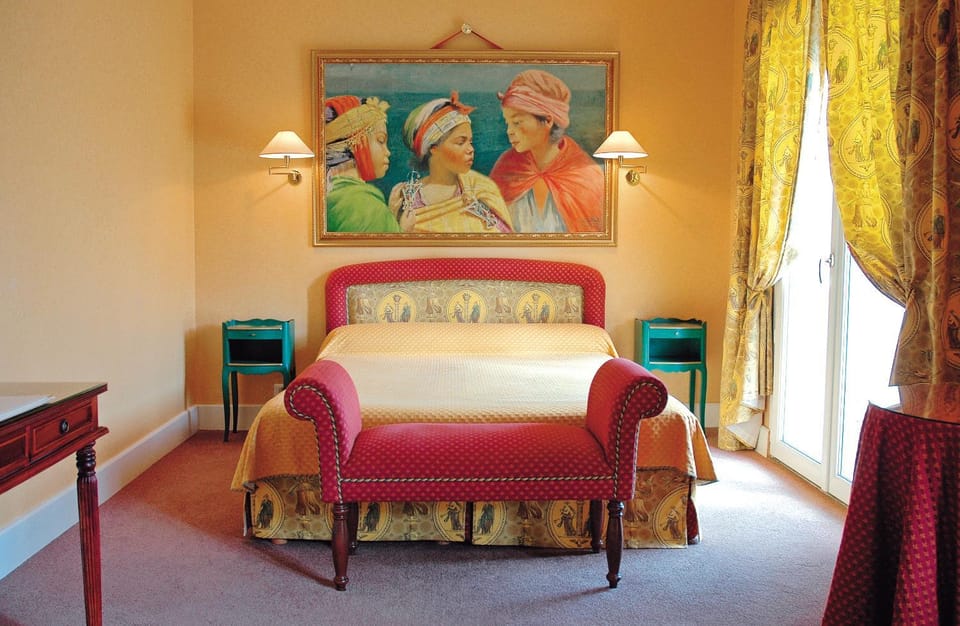 Day, Photo of the whole room