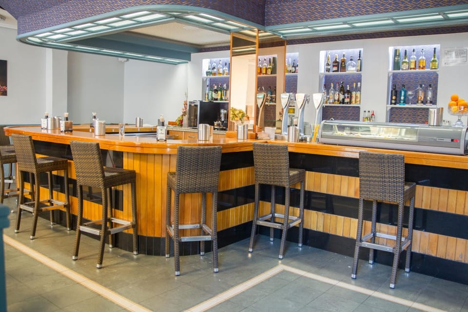 Lounge or bar