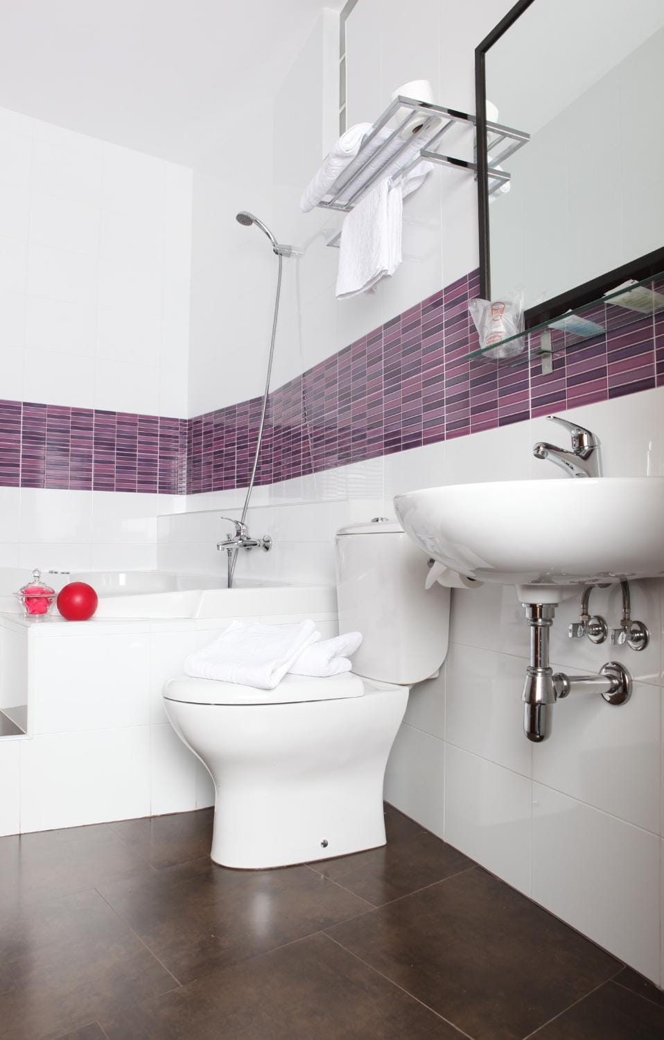 Toilet, Hot Tub, Bathroom, Bath
