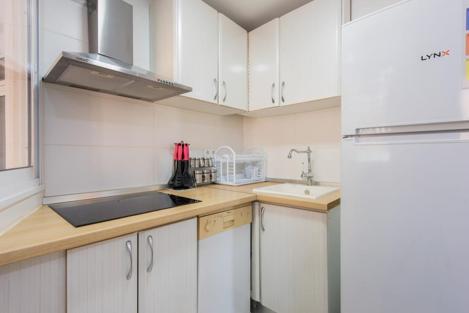 Kitchen or kitchenette, Living room