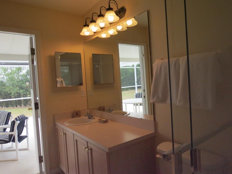 Westridge Pool Home House in Four Corners