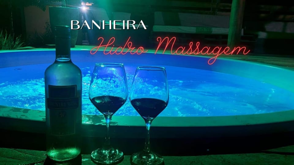 Hot Tub, Food and drinks, Text overlay, Pool view, Swimming pool, Drinks, Alcoholic drinks