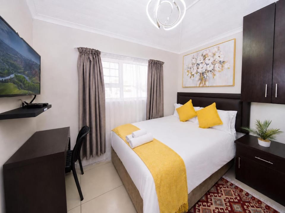 Peace Love and Joy Self Catering Units Bed and Breakfast in Port Elizabeth