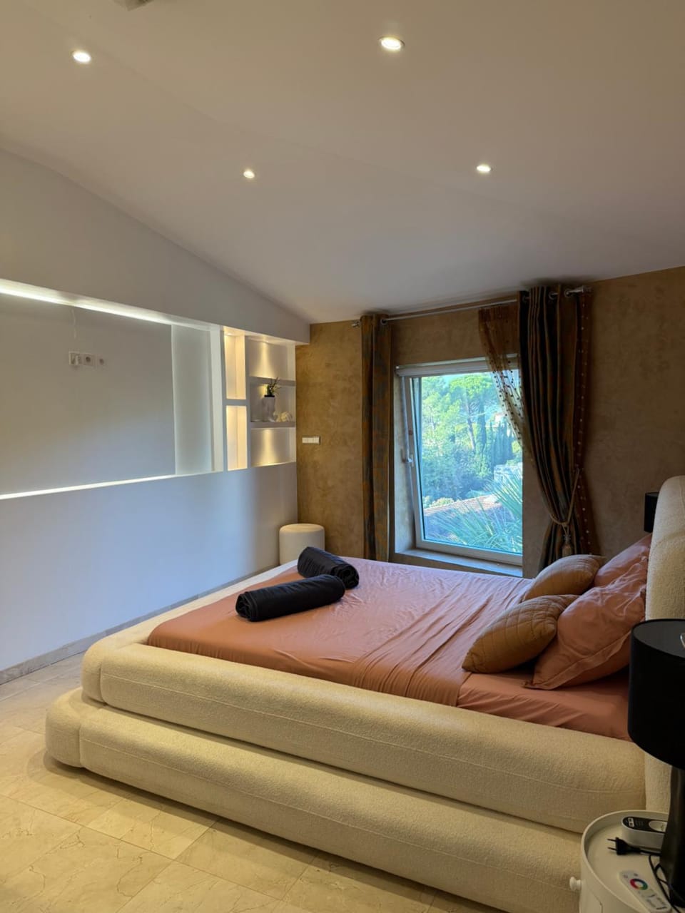 Villa St Jean SUITE Romantique Bed and Breakfast in La Ciotat