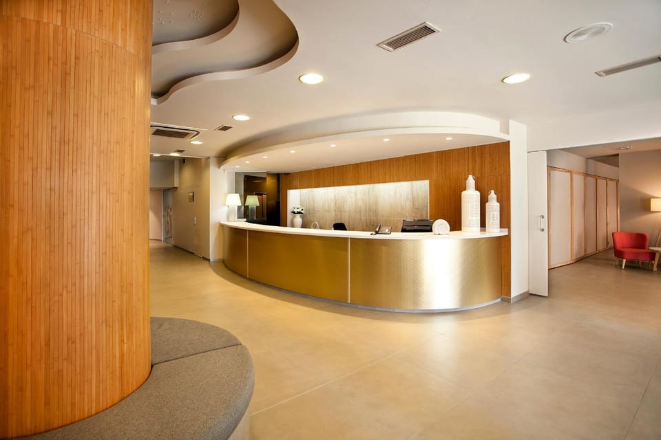 Staff, Lobby or reception