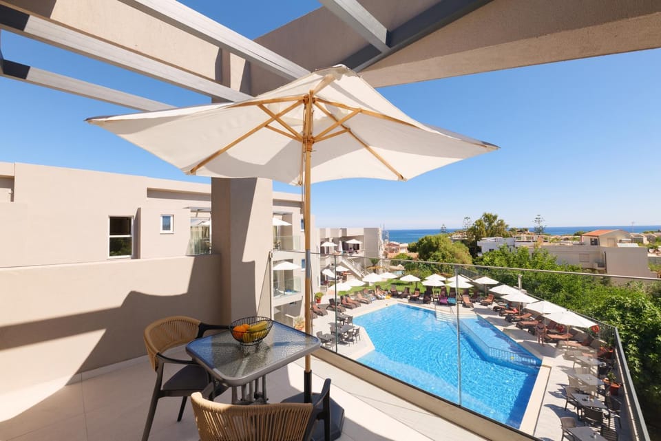 Jechrina Apartment hotel in Crete Region