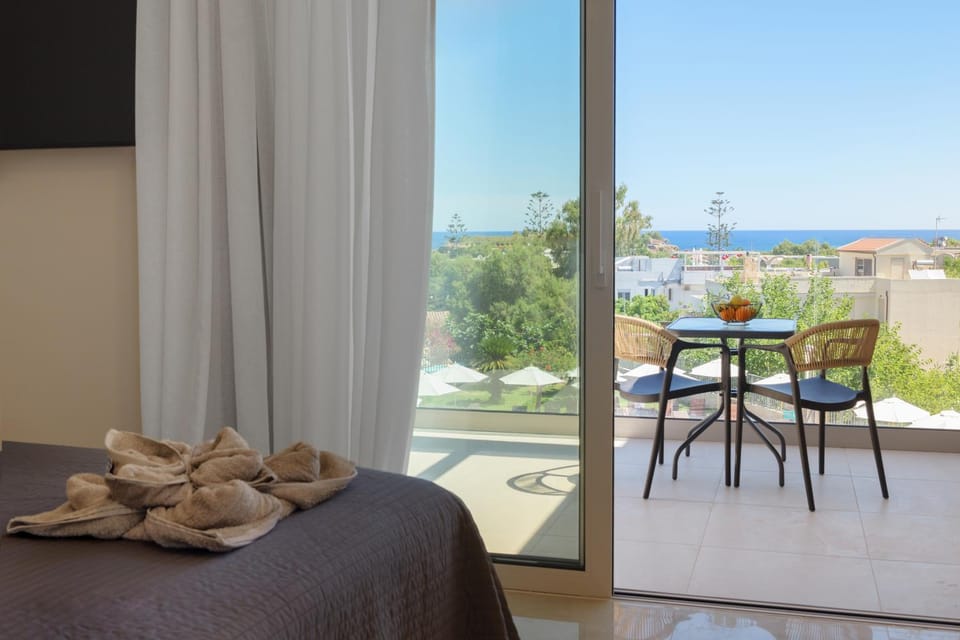 Jechrina Apartment hotel in Crete