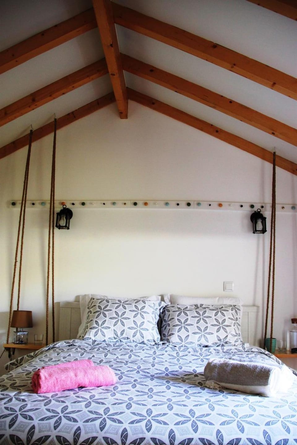 Photo of the whole room, Decorative detail, Bedroom