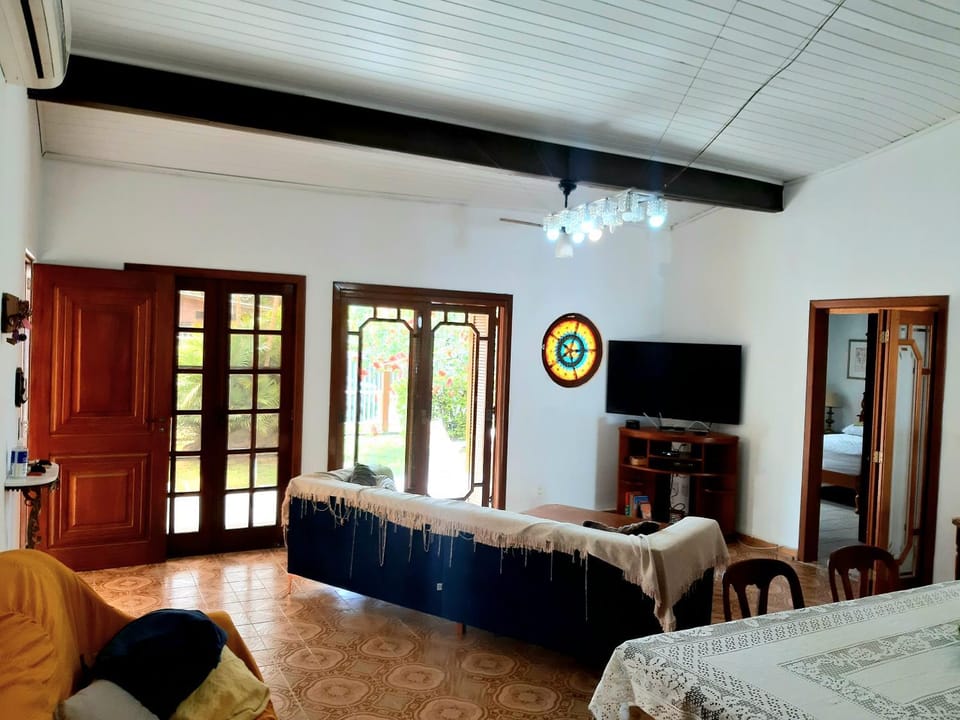 Casa ÍSIS de aluguel por temporada em Capão da Canoa com piscina House in State of Rio Grande do Sul