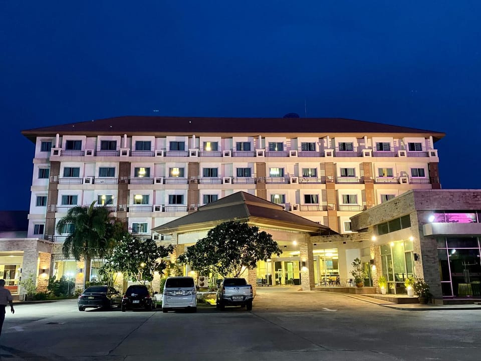 โรงแรม ซิตี้พาร์ค โคราช City Park Hotel Hotel in Laos