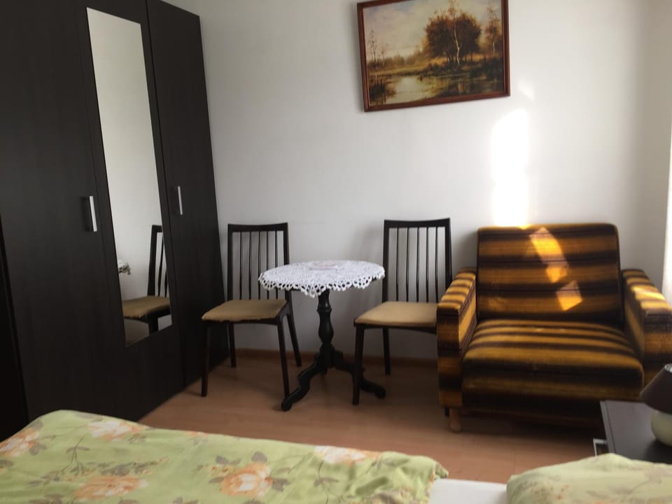 Biały Dwór Farm Stay in Lower Silesian Voivodeship