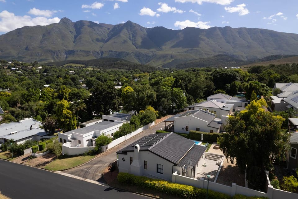 Bird's eye view, Mountain view