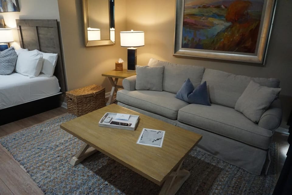 Bed, Living room, Seating area, Bedroom