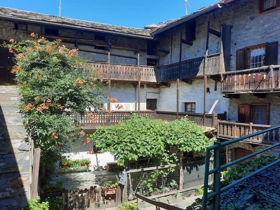 Property building, Nearby landmark, Summer, Balcony/Terrace, Balcony/Terrace, Landmark view