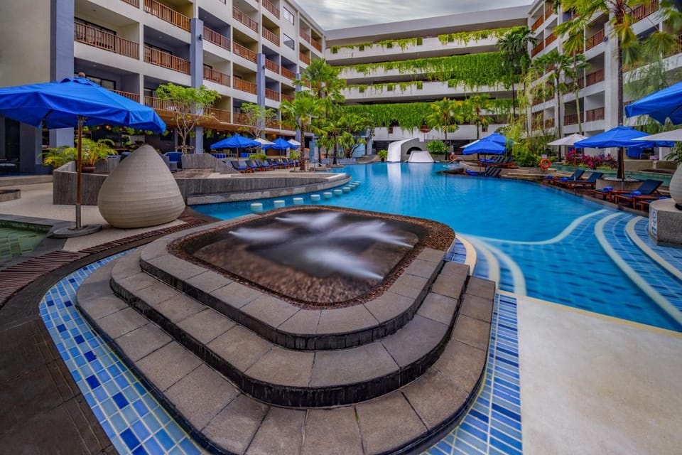 Property building, Swimming pool