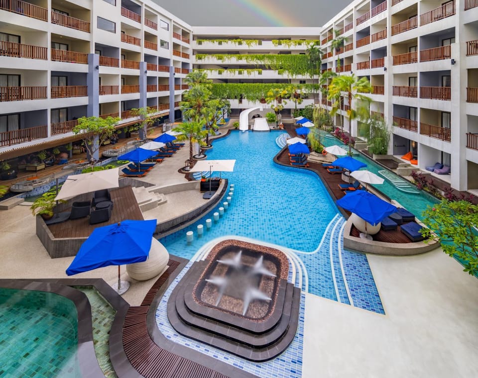 Swimming pool