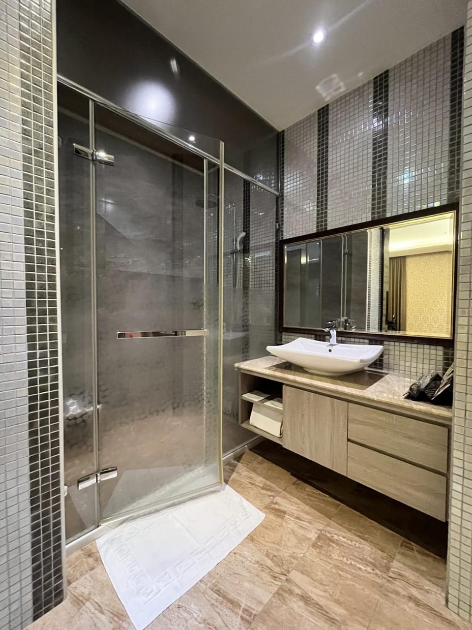 OUGE Boutique Motel - Pingtung Motel in Kaohsiung